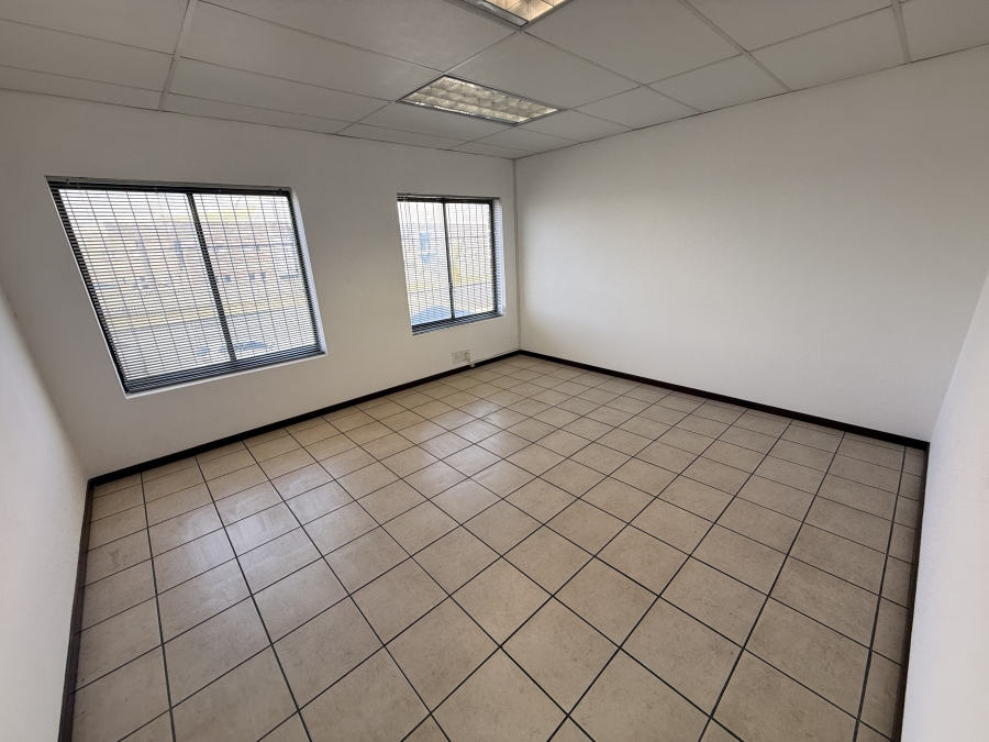 To Let Commercial Property for Rent in Parow Industrial Western Cape